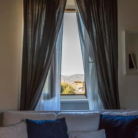 White House Daire Orvieto